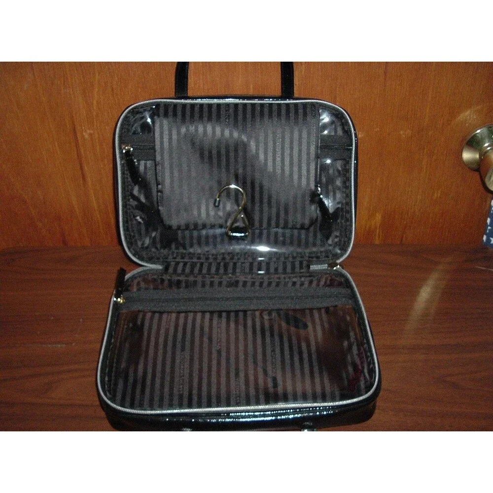 Victoria Secret Celestial Shimmer Jetsetter Hanging Travel Toiletry Case Stars